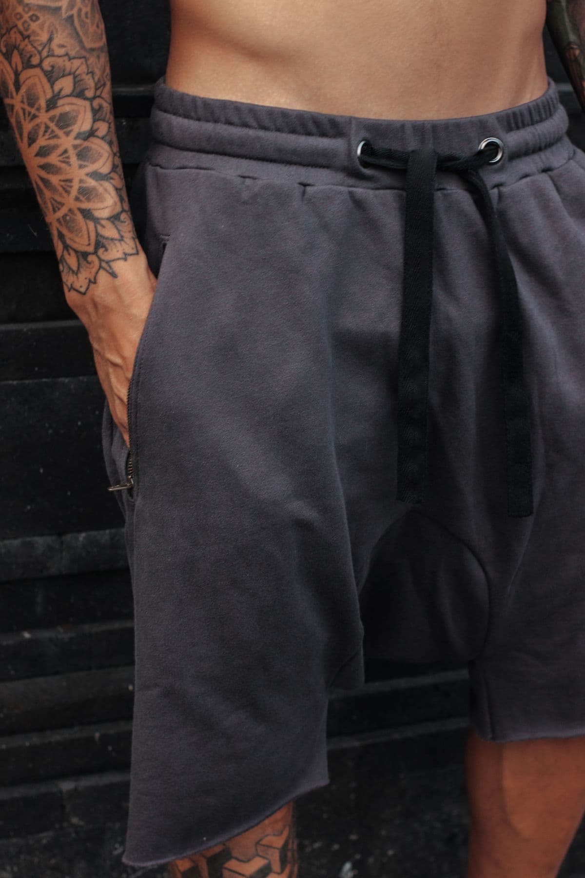 Relaxed Fleece Shorts — detail